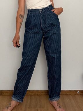 VINTAGE 70s Levi's High-Rise Dark Blue Pinstripe 32 Inseam Women's Jeans